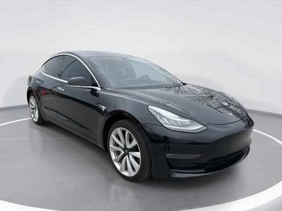 TESLA MODEL 3 2018 5YJ3E1EA9JF015055 image TESLA MODEL 3 2018 5YJ3E1EA9JF015055 image